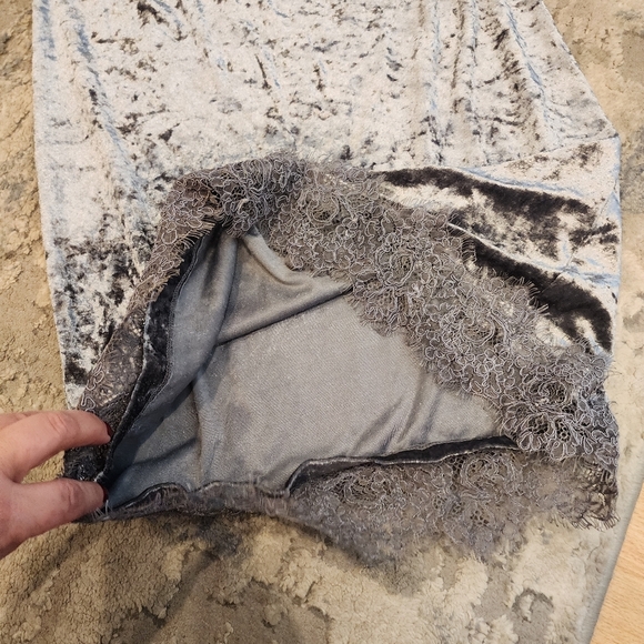 NWT Anthropologie Tessie Grey Velvet Lace Embroidered Sleeveless Slip Dress Sz M - Picture 8 of 16